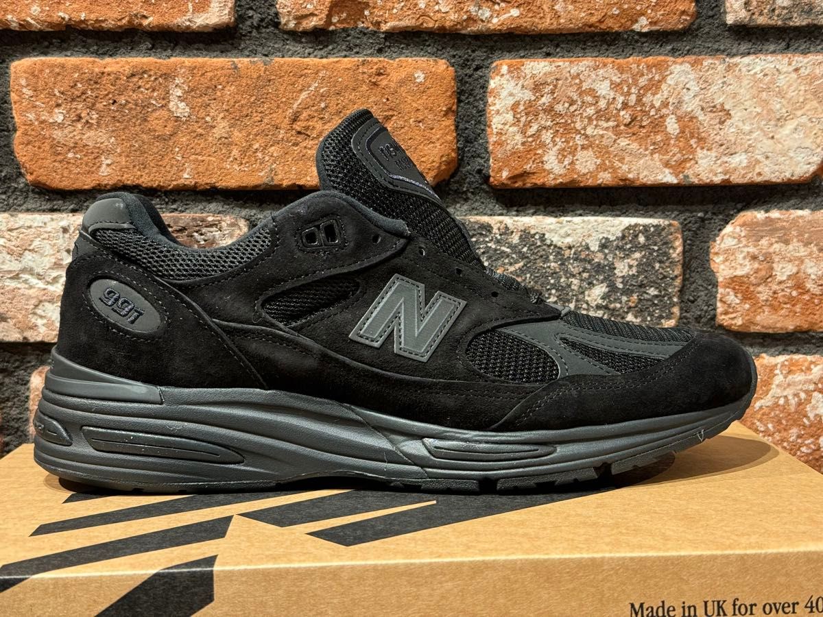 New Balance 991V2 トリプルブラック 27 5cm 新品未使用品 New Balance 991V2 トリプルブラック 27 5cm 新品未使用品