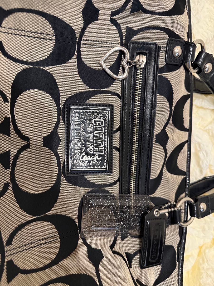 美品】COACH コーチ ハンドバッグ ブラック黒 シグネチャー総柄 美品】COACH コーチ ハンドバッグ ブラック黒 シグネチャー総柄