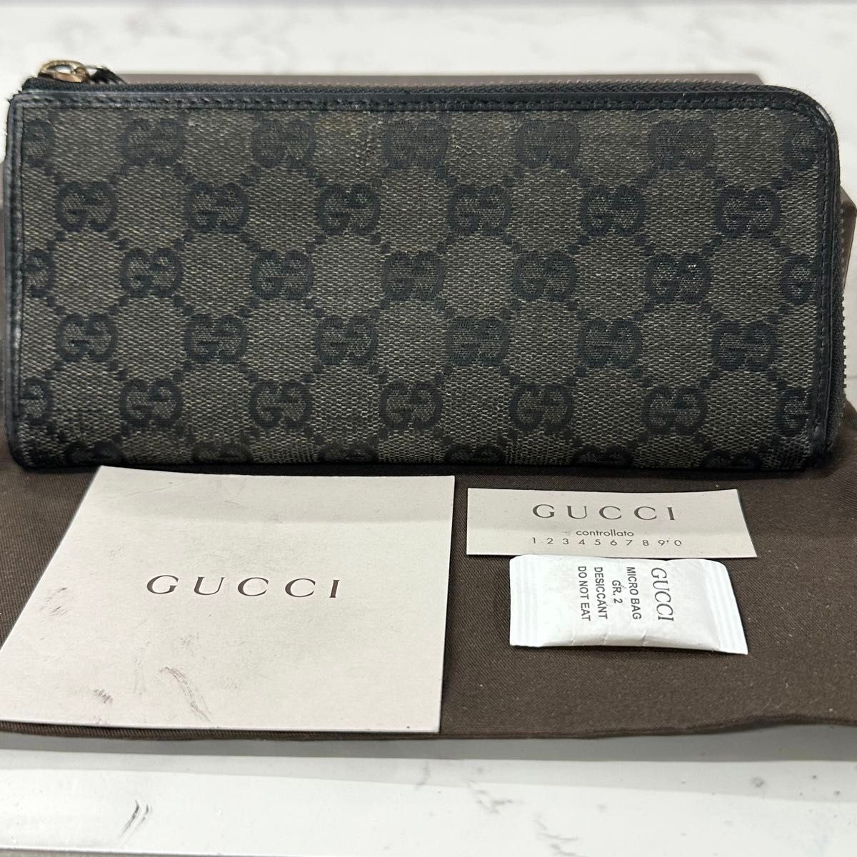 新品同様! グッチ GUCCI 財布 長財布 GGキャンバス L字ファスナー