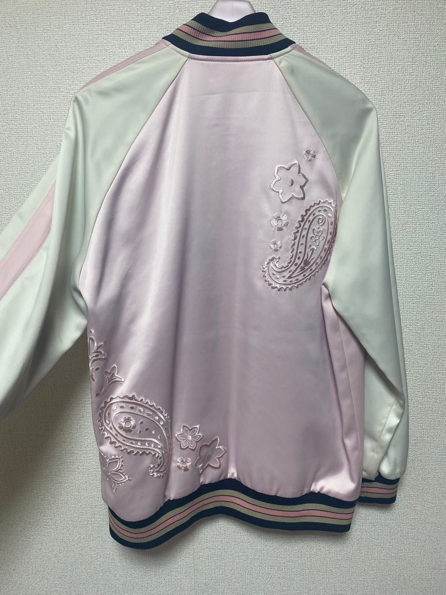 美品 COACH コーチ スタジャン スカジャン 桜 刺繍 ピンク 美品 COACH コーチ スタジャン スカジャン 桜 刺繍 ピンク