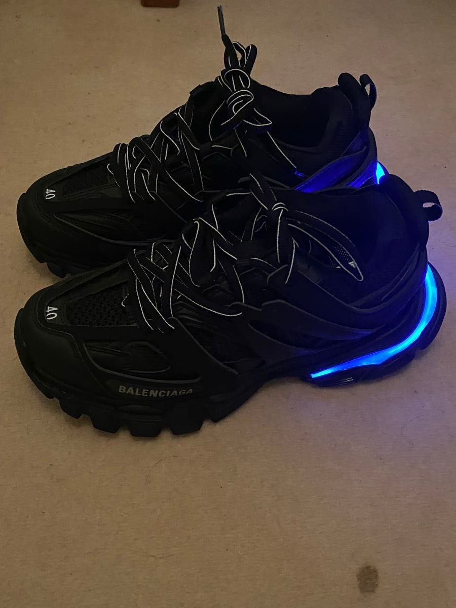 BALENCIAGA track LED バレンシアガ トラック 40|Yahoo!フリマ BALENCIAGA track LED バレンシアガ トラック 40|Yahoo!フリマ