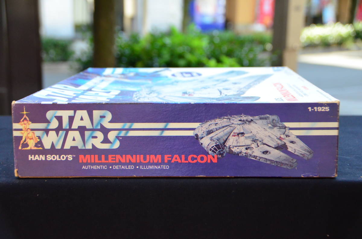 MPC millenium Falcon plastic model not yet constructed dead stock that time thing 1979 year STAR WARS Star Wars ultra rare 