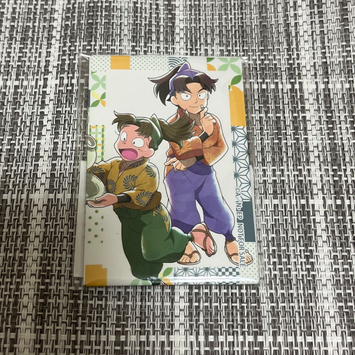 忍たま乱太郎 みんなで商い 山田利吉 小松田秀作 スクエア缶 忍たま乱太郎 みんなで商い 山田利吉 小松田秀作 スクエア缶