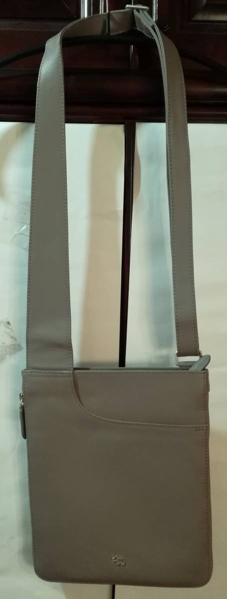 世界的に有名な RADLEY ラドリー ショルダーバッグ ボディバッグ 肌 中