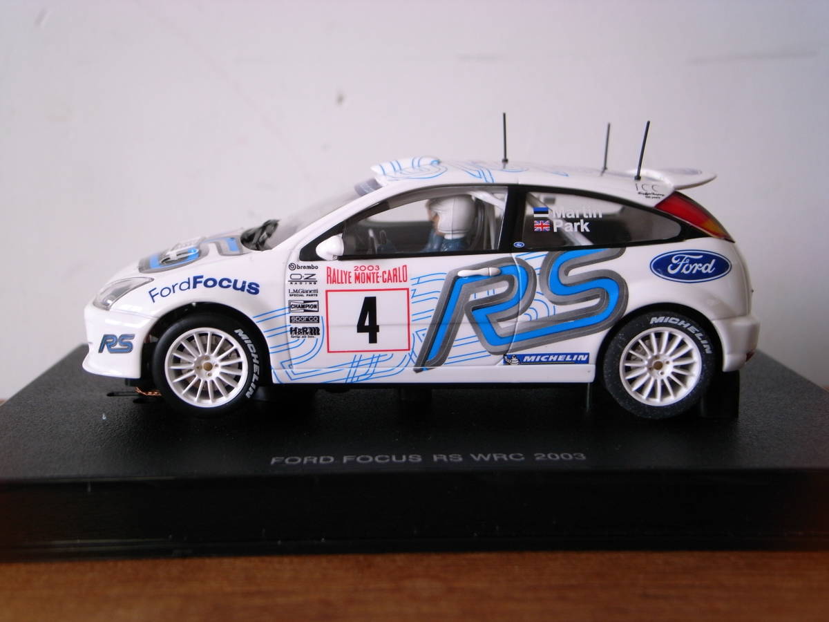再再販！ 1/32 AUTOart 2003 WRC RS FOCUS Ford 車体
