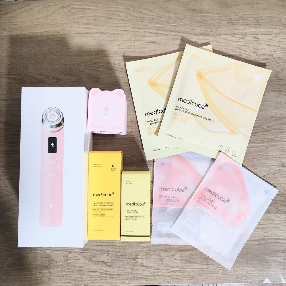 ひかるコラボセット】 medicube AGE-Rブースタープロ 全方位美肌 ひかるコラボセット】 medicube AGE-Rブースタープロ 全方位美肌