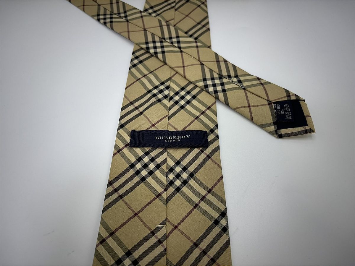超美品】BURBERRY LONDON バーバリーロンドン ノバチェック柄 超美品】BURBERRY LONDON バーバリーロンドン ノバチェック柄