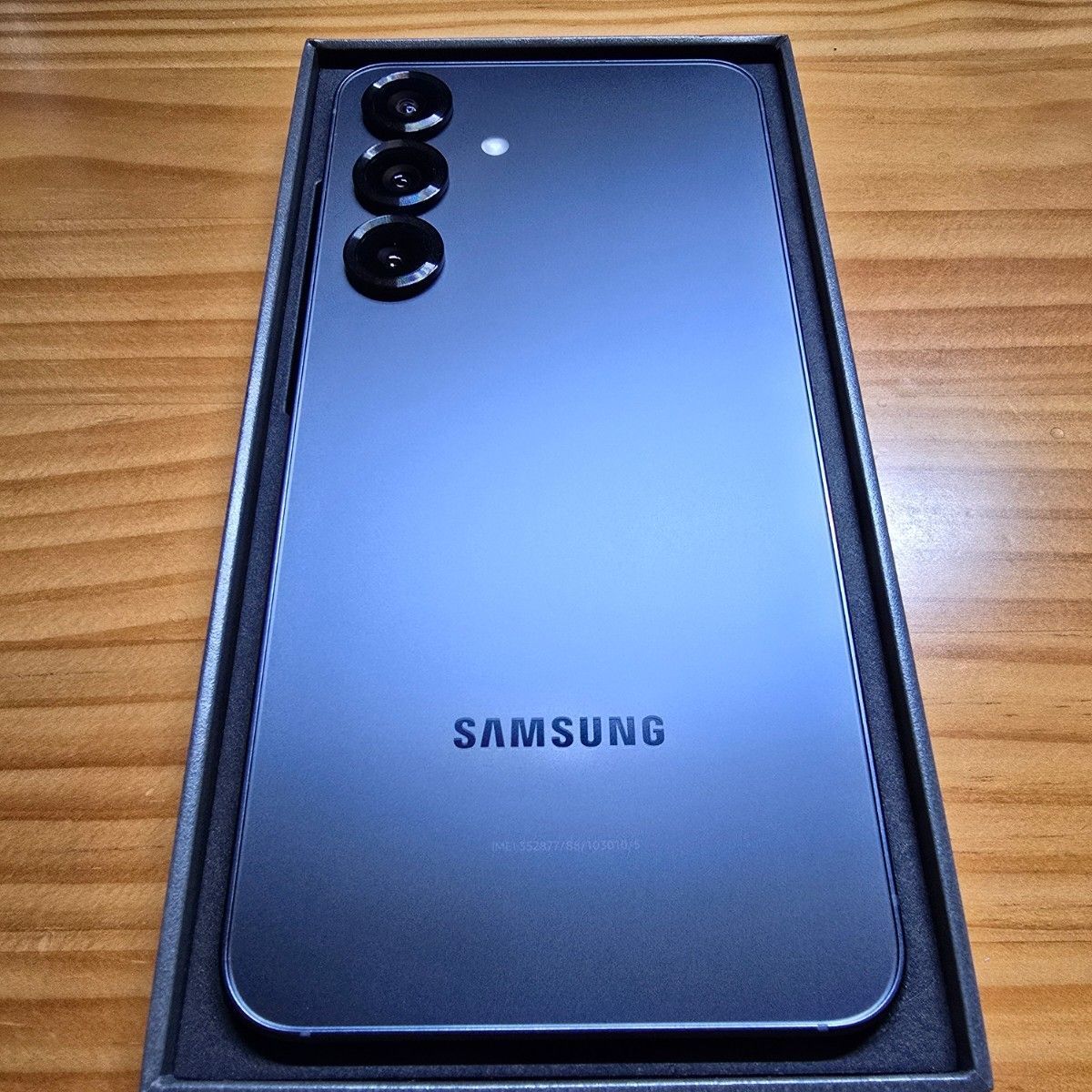 Galaxy S25 blueblack 256GB SIMフリー ケース付|Yahoo!フリマ Galaxy S25 blueblack 256GB SIMフリー ケース付|Yahoo!フリマ