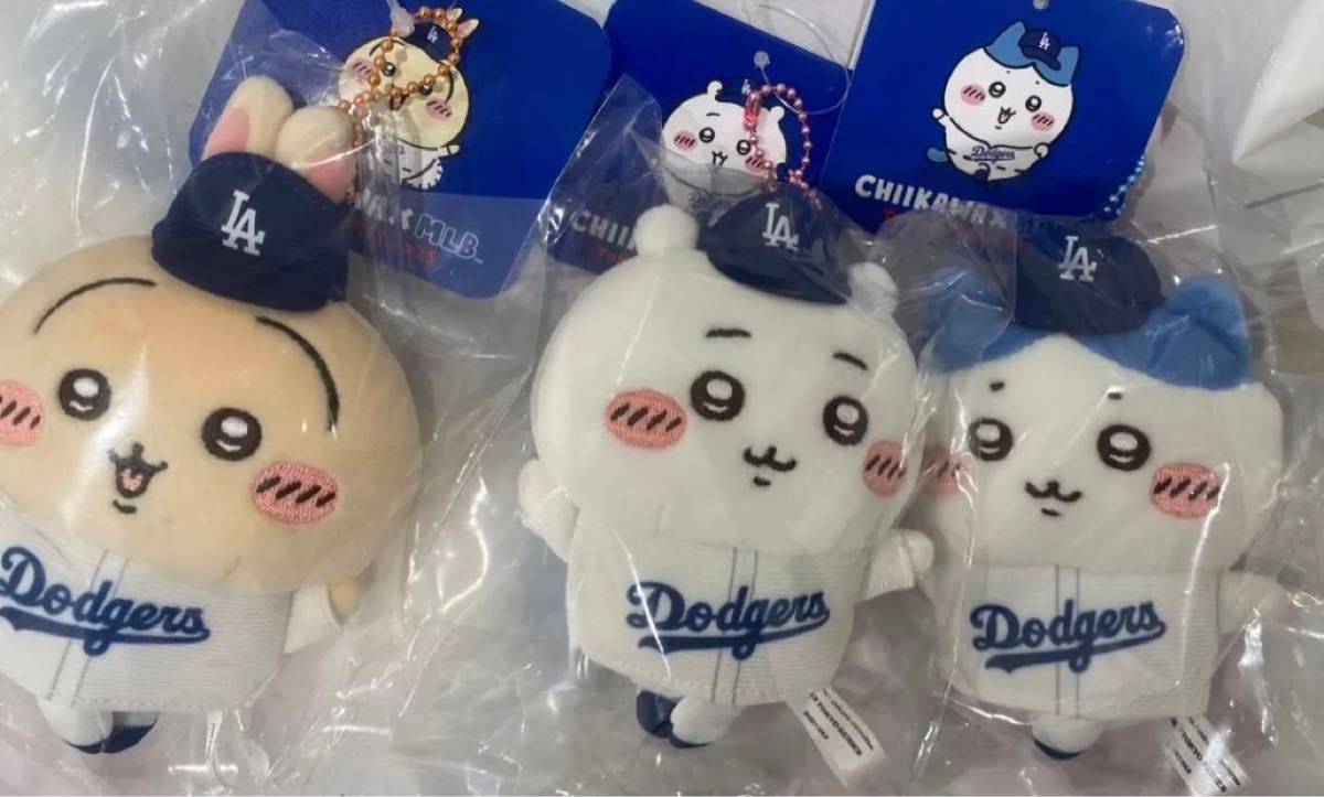 ちいかわ × MLB TOKYO SERIES マスコット(ドジャース)3体 ちいかわ × MLB TOKYO SERIES マスコット(ドジャース)3体
