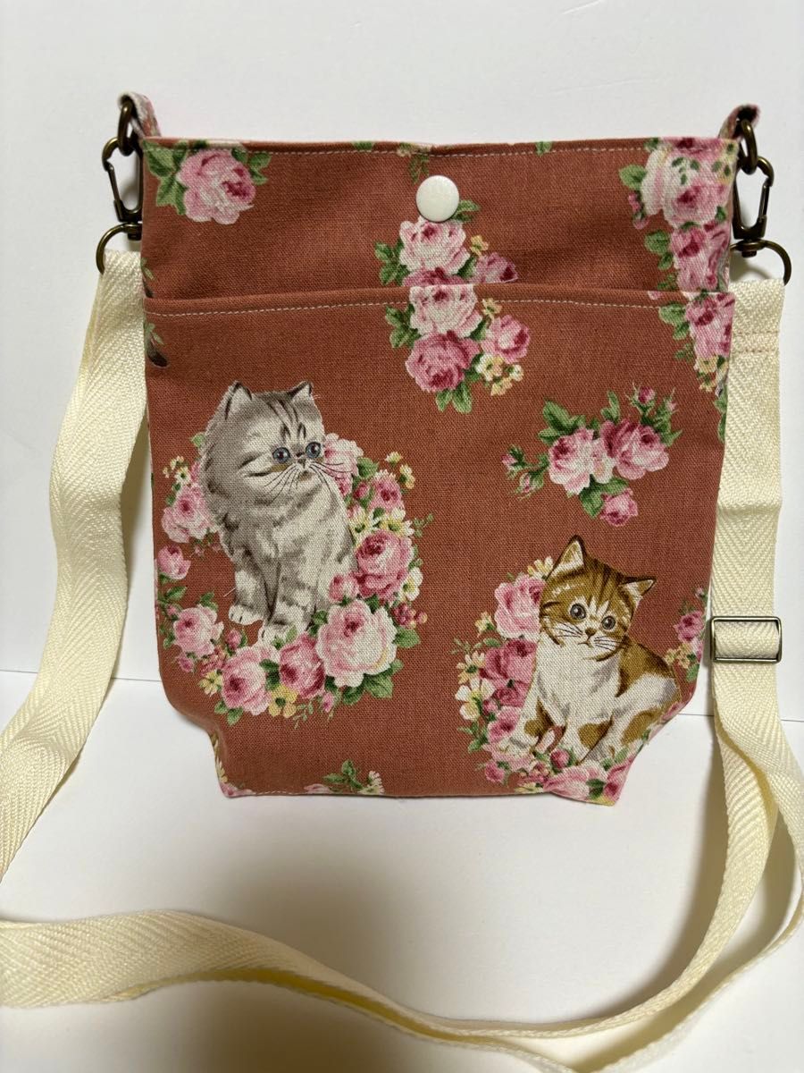 ハンドメイド　ポシェット　ショルダーバッグ　猫×花