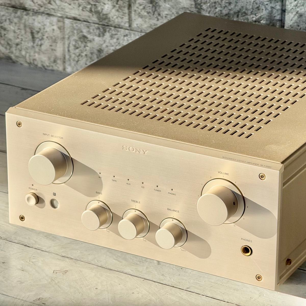 90年代の名機 SONY インテグレーテッド・ステレオアンプ TA 90年代の名機 SONY インテグレーテッド・ステレオアンプ TA