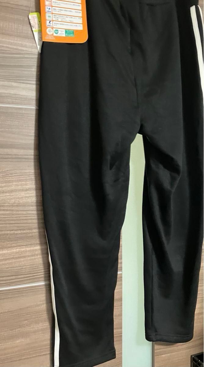 4L しまむら 新品 ジャージ 防寒パンツ デオリッチ パンツ 黒 4L しまむら 新品 ジャージ 防寒パンツ デオリッチ パンツ 黒