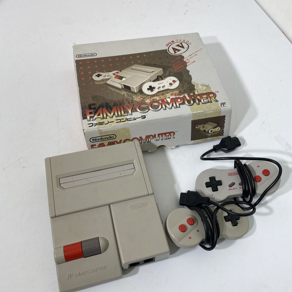 ニンテンドー ニューファミコン FC AV仕様 ファミコン HVC-101 ニンテンドー ニューファミコン FC AV仕様 ファミコン HVC-101