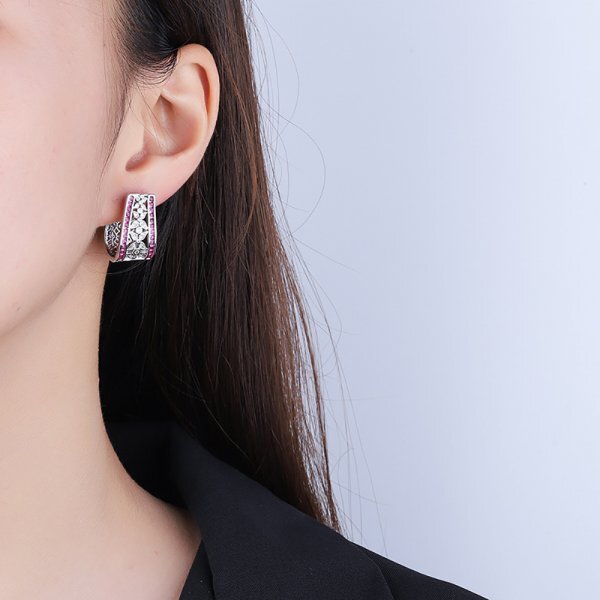 質問から「値引希望」で値引確約 、女性のためのサファイア ラボダイヤモンドクリップピアス、パーティーのための高級ジュエリー_Kn