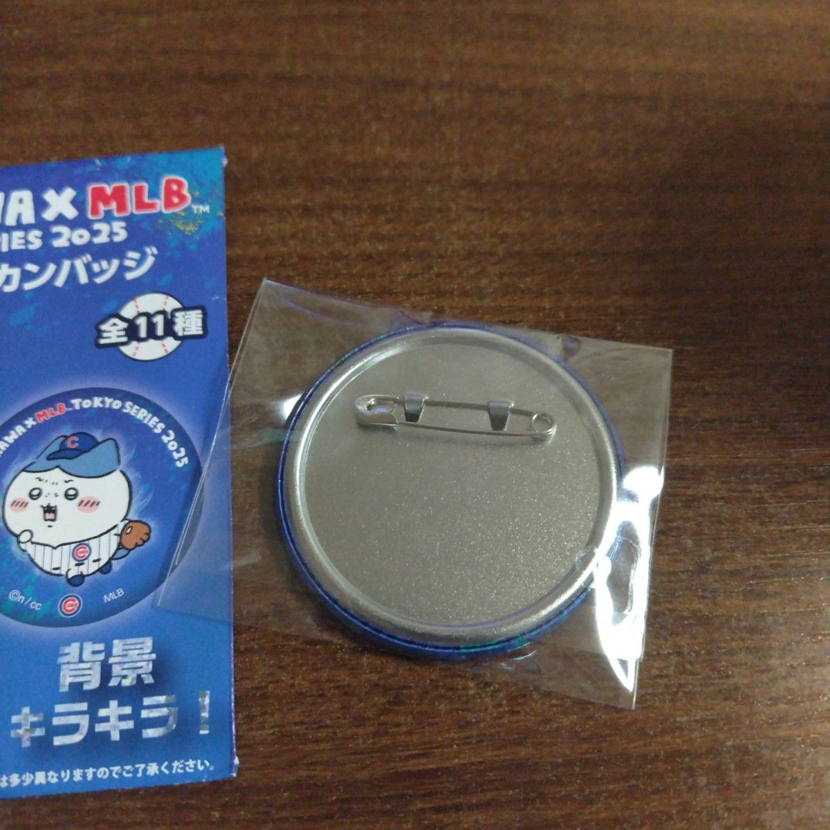 ちいかわ×MLB TOKYO SERIES ホログラム缶バッジ ちいかわ ちいかわ×MLB TOKYO SERIES ホログラム缶バッジ ちいかわ