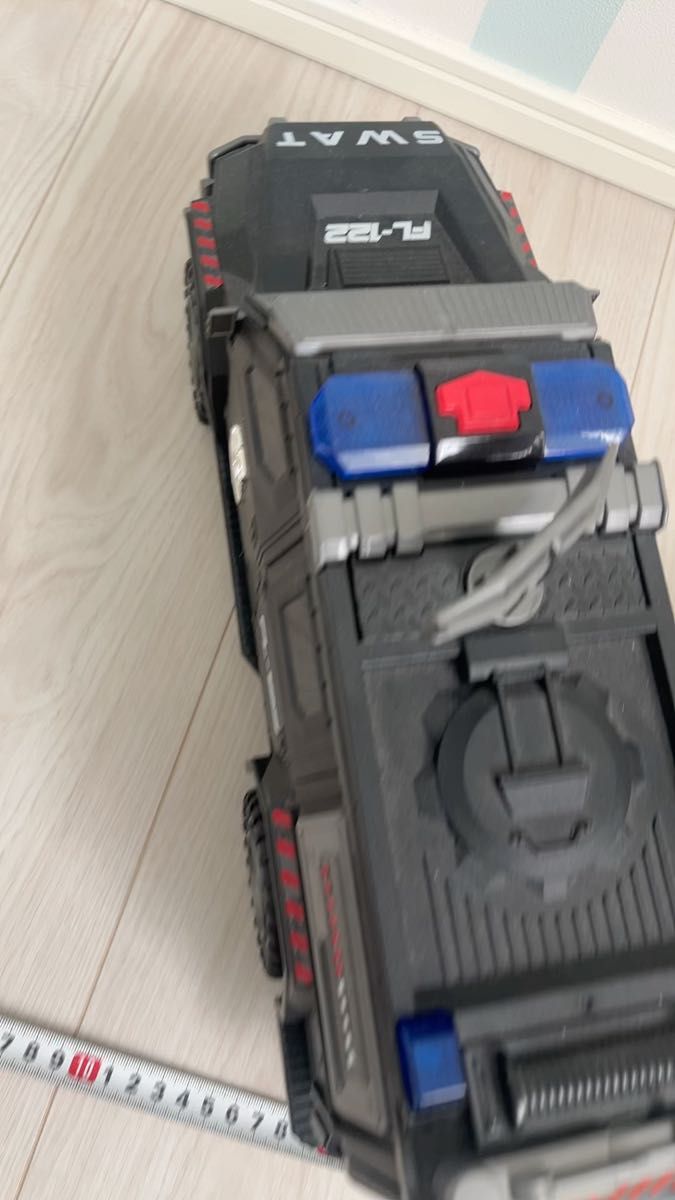 SWAT車おもちゃ2台セット