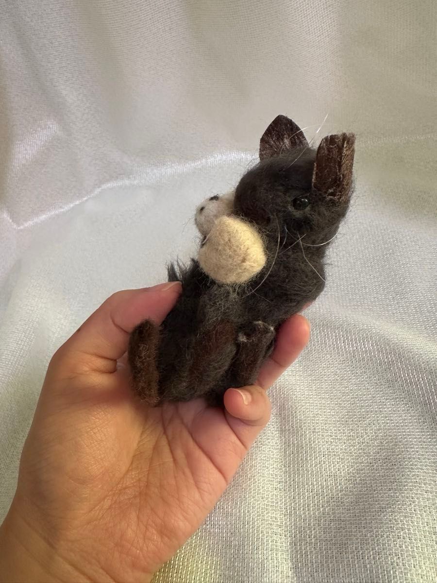 寂しがり屋のクマネズミ 羊毛フェルト ハンドメイド ぬいぐるみ 寂しがり屋のクマネズミ 羊毛フェルト ハンドメイド ぬいぐるみ