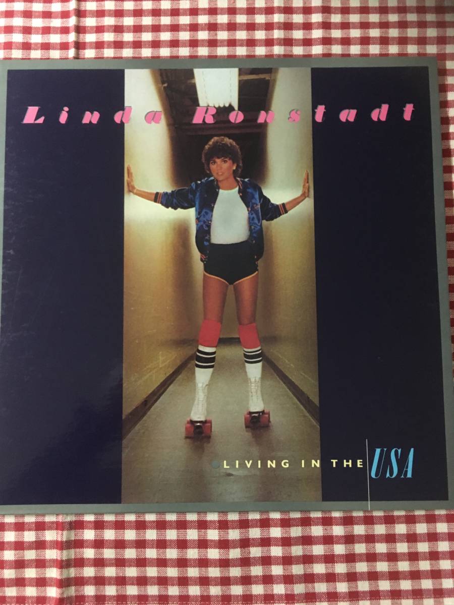 リンダ・ロンシュタットLINDA RONSTADT/LIVING IN THE U.S.A.　LPレコード_画像1