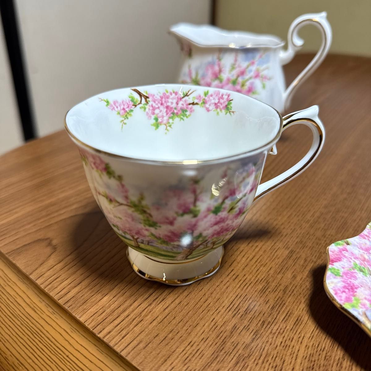 ロイヤルアルバート ROYALALBERT ティーセット カップ ソーサー ロイヤルアルバート ROYALALBERT ティーセット カップ ソーサー