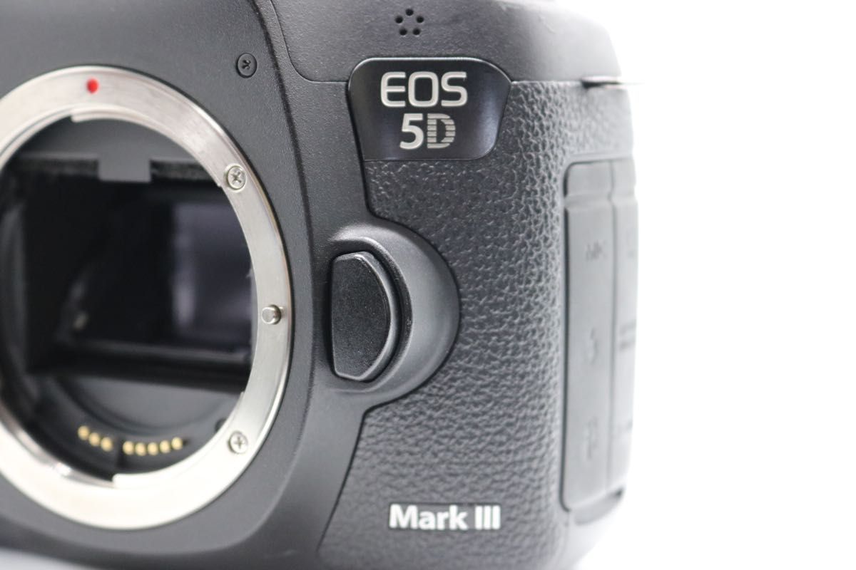 少し訳あり【Canon EOS 5D Mark Ⅲ ダブルレンズセット 少し訳あり【Canon EOS 5D Mark Ⅲ ダブルレンズセット