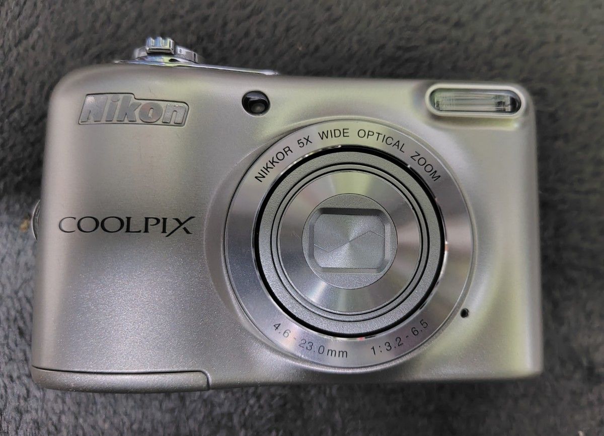 新品未使用Nikon COOLPIX L32 コンパクトデジタルカメラ シルバー Nikon COOLPIX L32 コンパクトデジタルカメラ シルバー