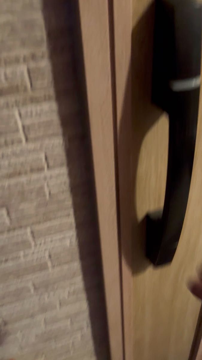 木製丸型テーブル 光る飾り台