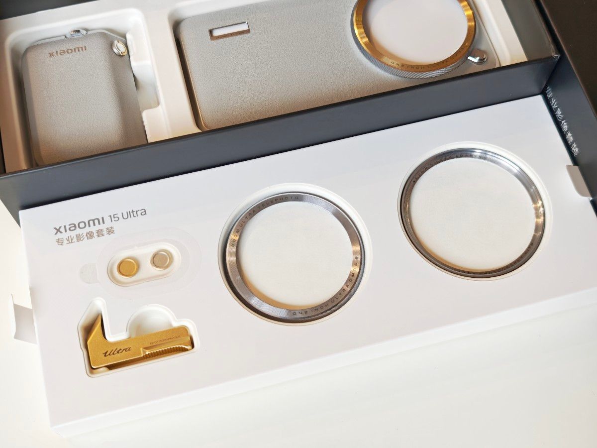 Xiaomi 15 Ultra Photography Kit white ホワイトモデル フォト Xiaomi 15 Ultra Photography Kit white ホワイトモデル フォト