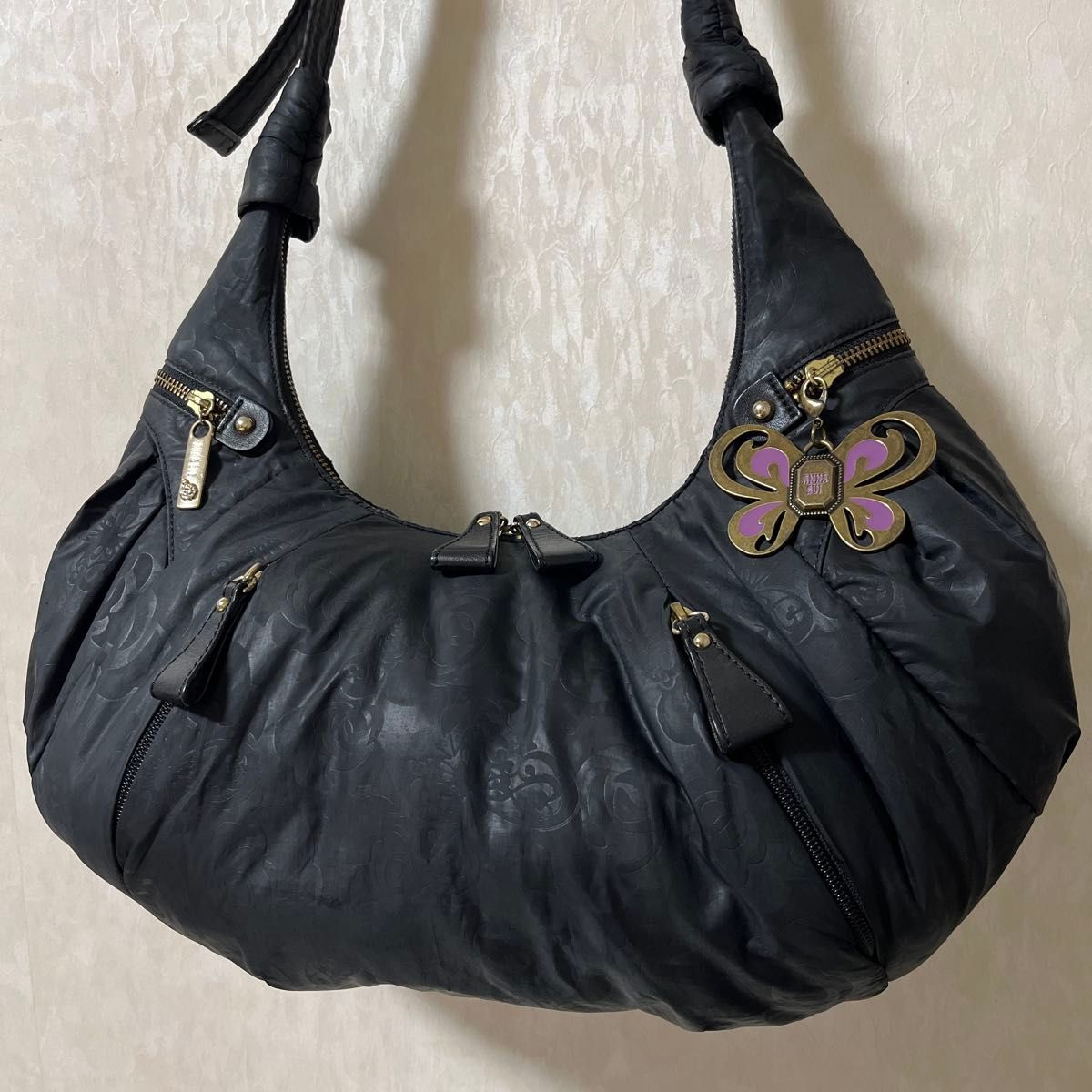 ANNA SUI アナスイ ショルダーバッグ 斜め掛け バタフライ ANNA SUI アナスイ ショルダーバッグ 斜め掛け バタフライ