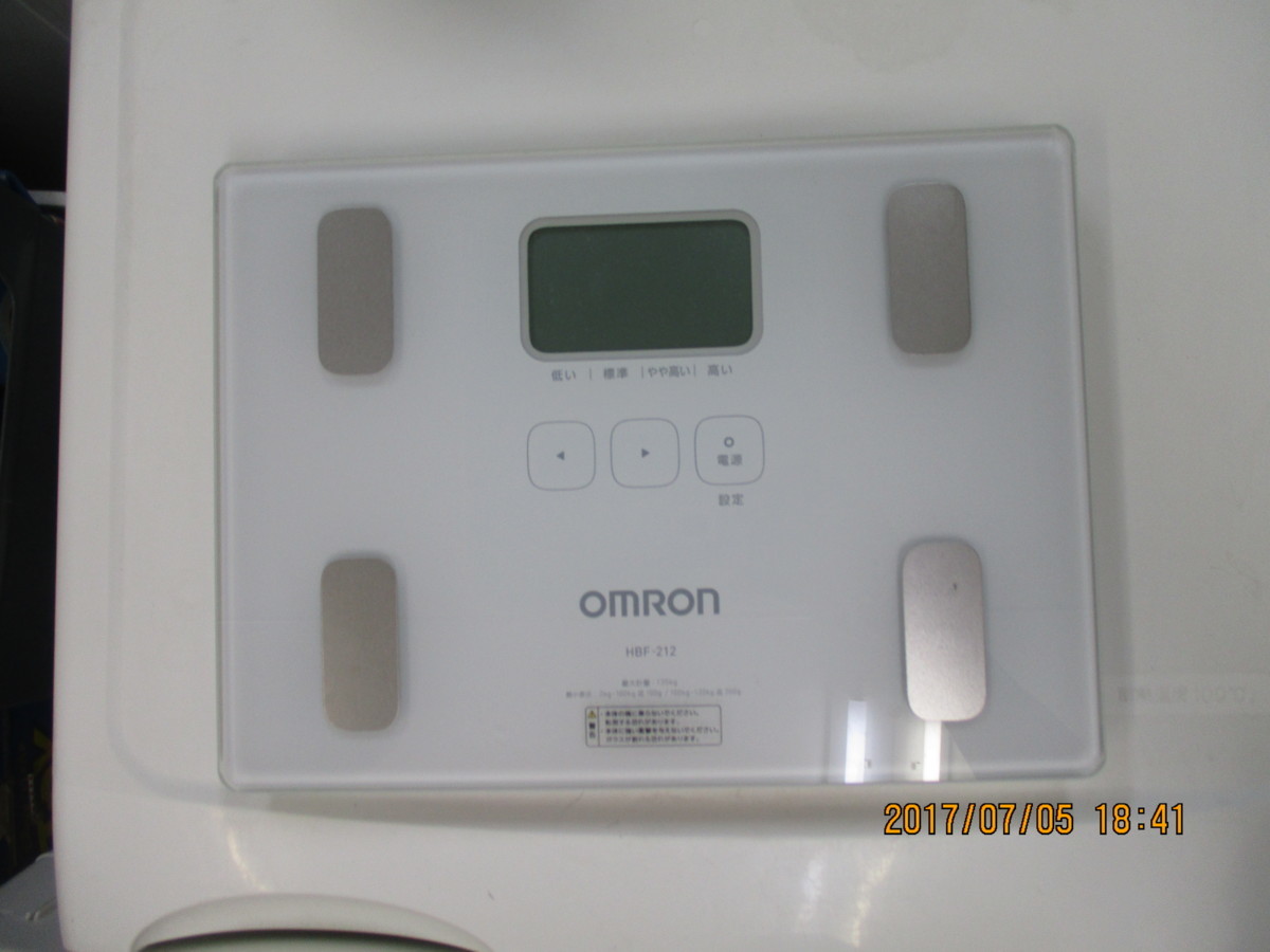 オムロン体重計天板強化ガラス: