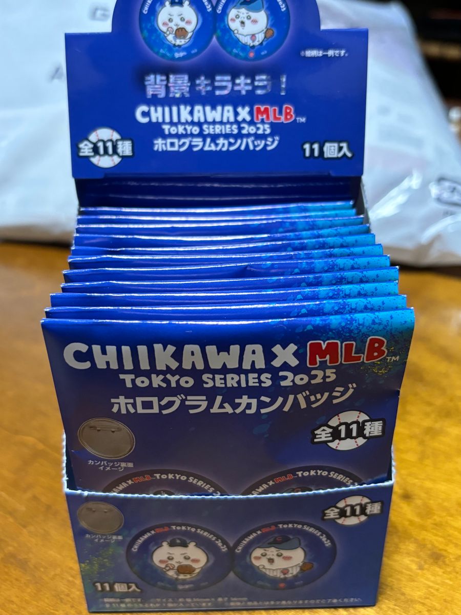 ちいかわ MLB 缶バッジ 1box 11個セット ドジャース 即日発送 ちいかわ MLB 缶バッジ 1box 11個セット ドジャース 即日発送