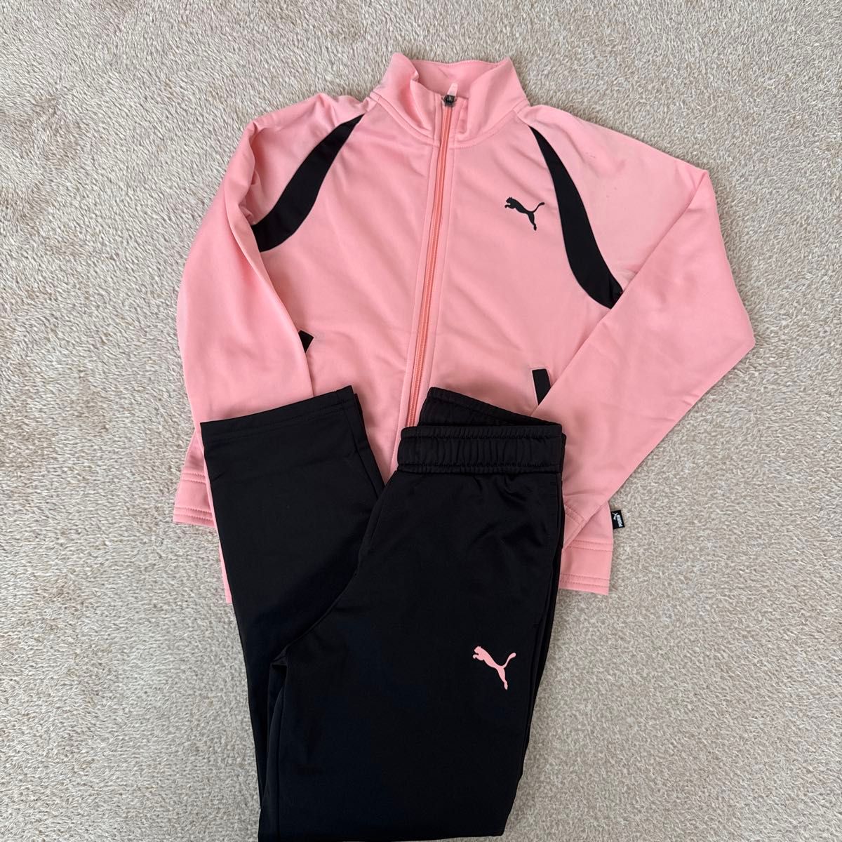 PUMA ジャージ 上下セット ピンク×ブラック140|Yahoo!フリマ PUMA ジャージ 上下セット ピンク×ブラック140|Yahoo!フリマ