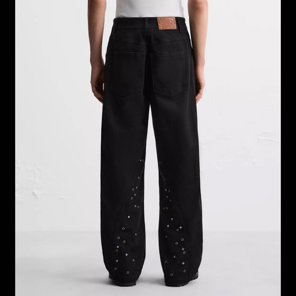 Andersson Bell ZARA アンダーソンベル スタッズ付き リラックス Andersson Bell ZARA アンダーソンベル スタッズ付き リラックス