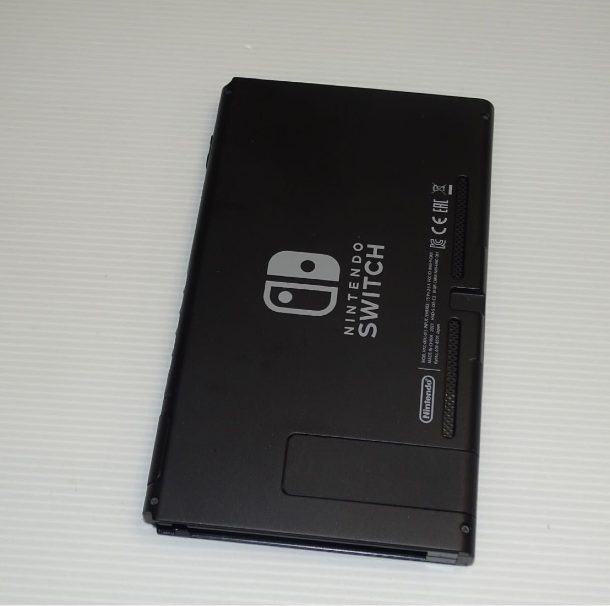 Switch新型 画面本体のみ 2021年製 任天堂 動作確認済 QA6230