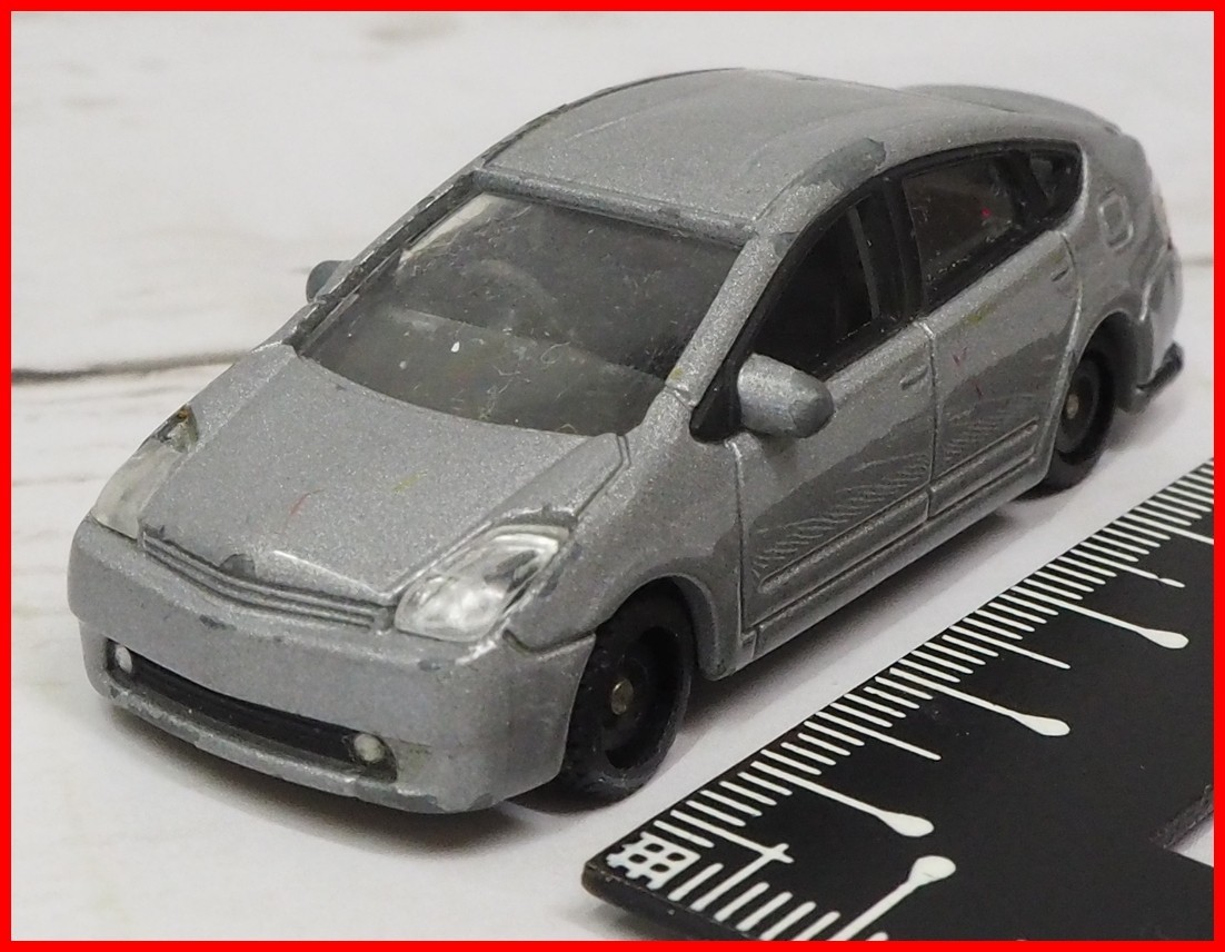  Capsule M Tec 8[TOYOTA PRIUS Toyota Prius grey silver ]1/72 minicar # Epo k[ used * wheel 4 piece missing ] including carriage 