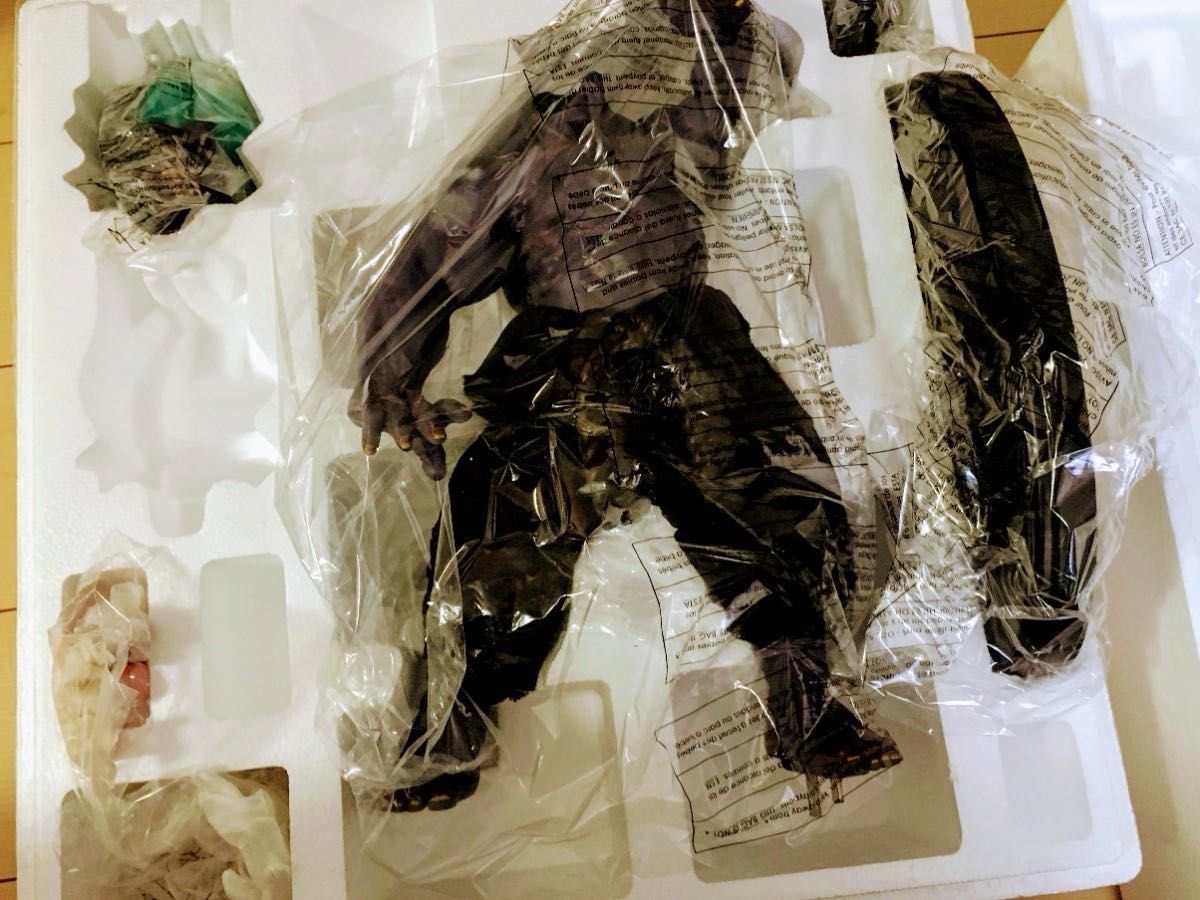 ストリートファイター 狂オシキ鬼 1/4 スタチュー 豪鬼 ストリートファイター 狂オシキ鬼 1/4 スタチュー 豪鬼