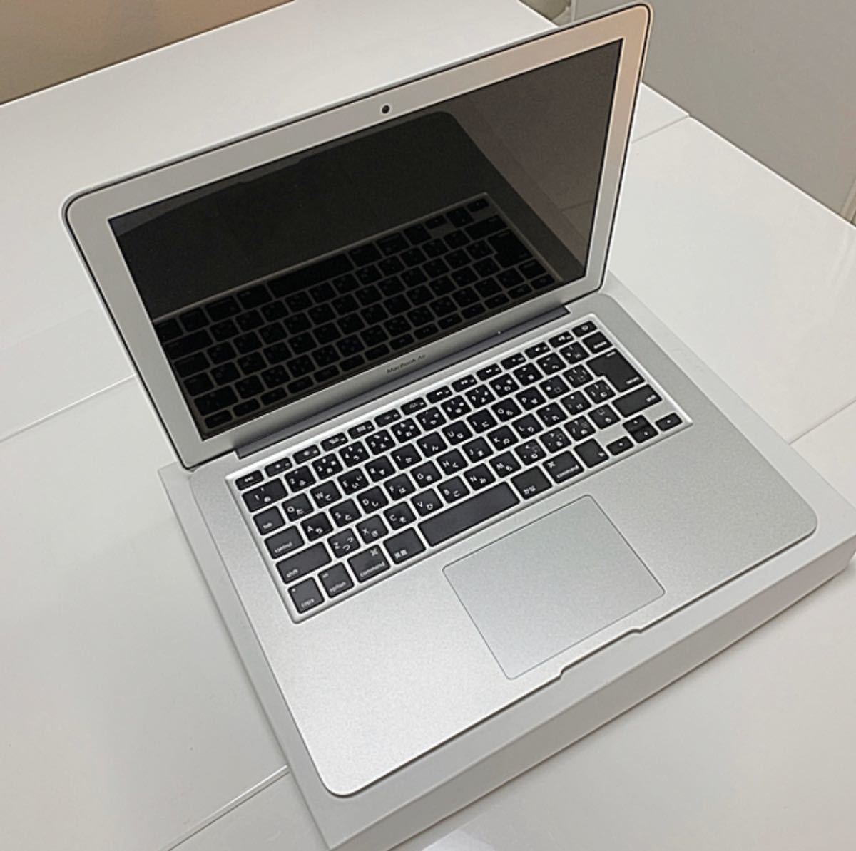 ヤフオク! - 美品Apple 13インチMacBook Air Early2015 マック