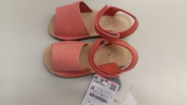 【新品】 ZARA Baby レザー サンダル ピンク 表記サイズ 14.3 cm_画像3