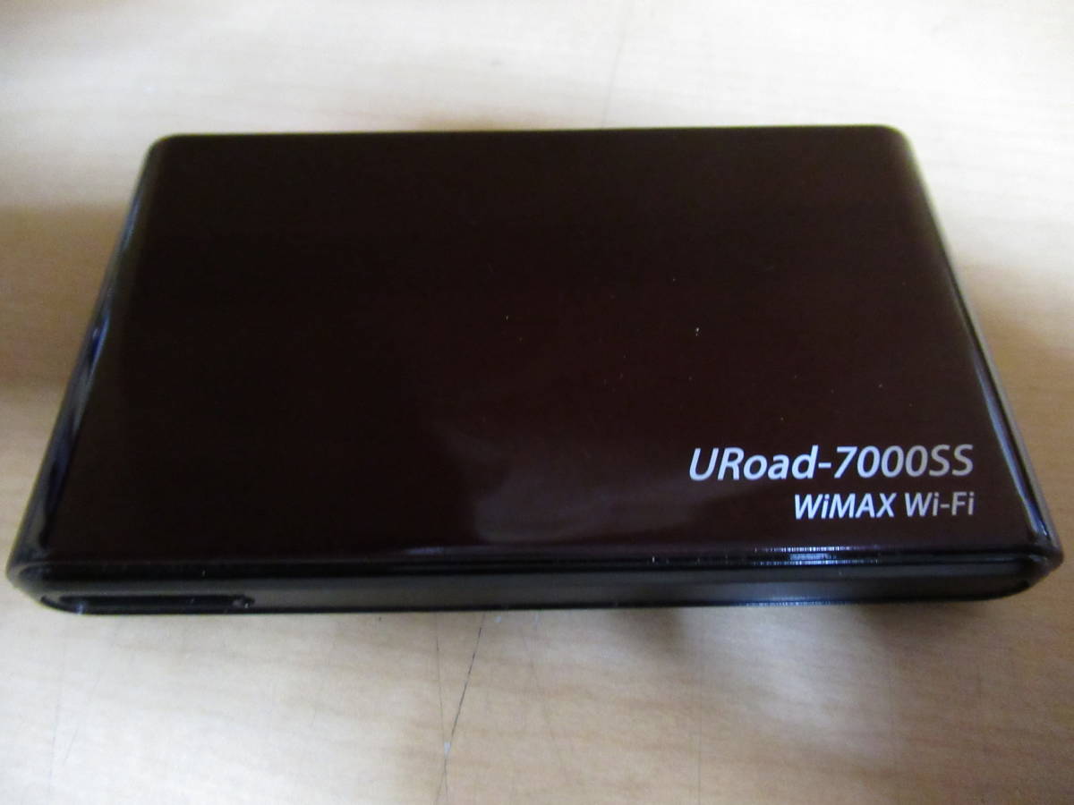 WiMAX Speed WiFi GATEWAY　URoad-7000 SS モバイルルーター　ジャンク品　ジャンク品　動作未確認_画像4