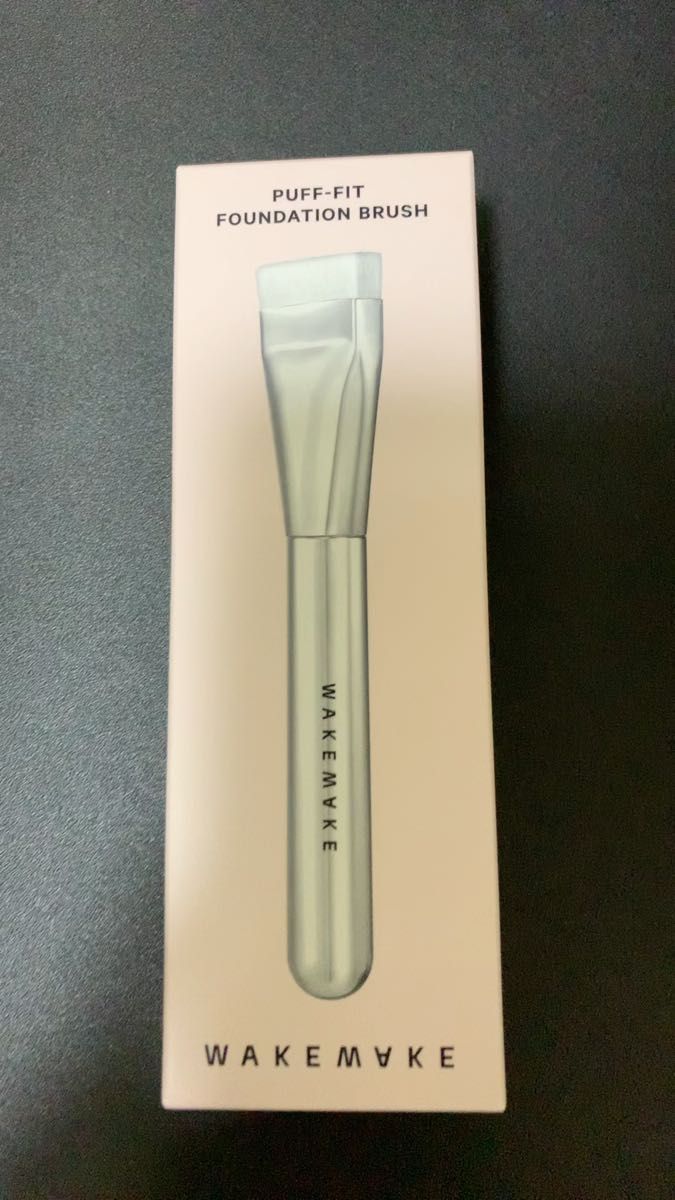 新品 WAKEMAK パフフィットファンデーションブラシ メイクアップブラシ 韓国コスメ オリーブヤング