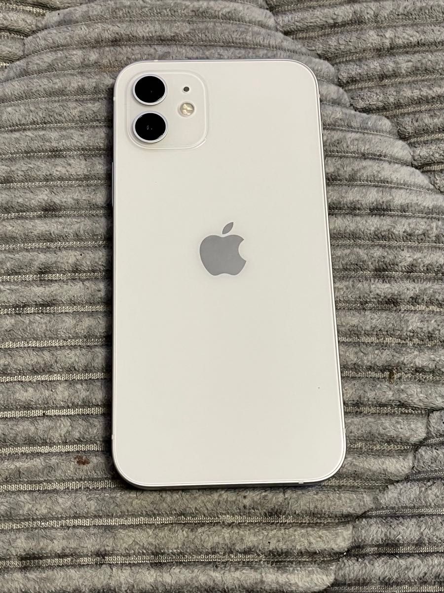 美品 Apple iPhone 12 ホワイト 64GB バッテリー84%|Yahoo 美品 Apple iPhone 12 ホワイト 64GB バッテリー84%|Yahoo