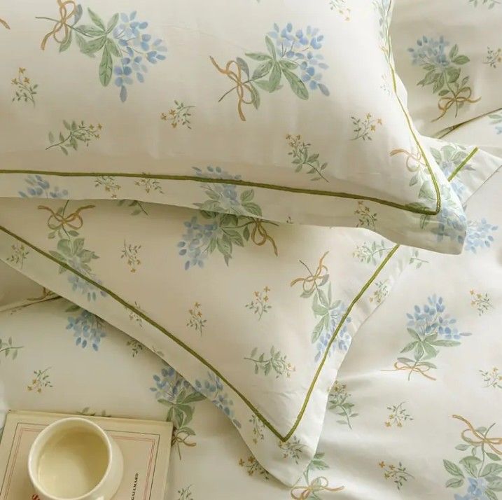 新品 綿100%ブルーすみれ花束とリボンのダブル布団カバーと枕 新品 綿100%ブルーすみれ花束とリボンのダブル布団カバーと枕