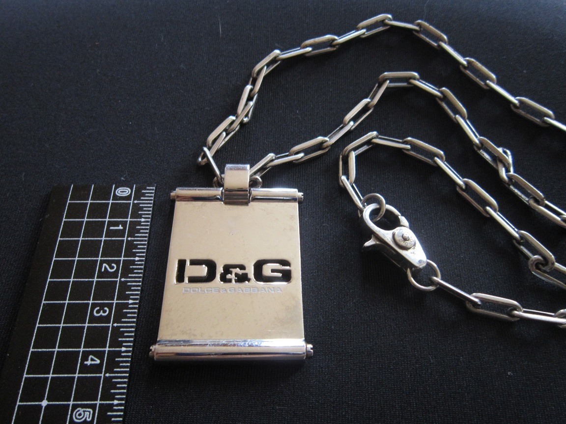 Yahoo!オークション - 送料無料 ドルガバ D&G プレート Yahoo!オークション - 送料無料 ドルガバ D&G プレート