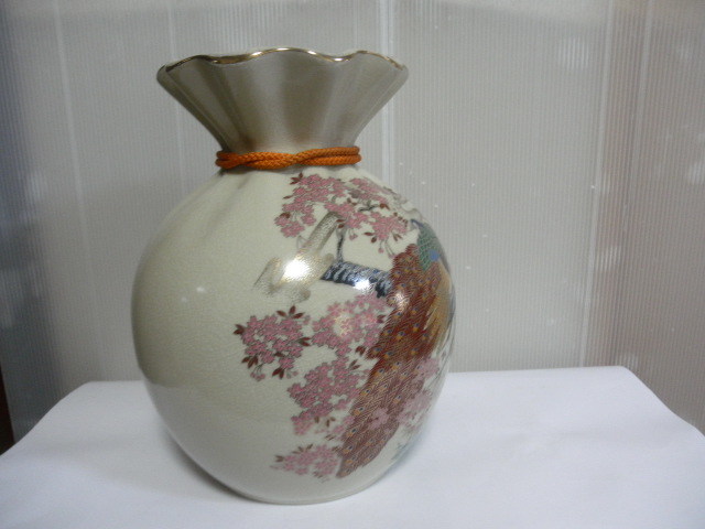 ＠@ 九谷焼　秀峰　壷　花器　インテリア　花絵　雉の絵付　鳥　桜　桜の絵付　口径　16.8cm　高さ29.5cm　コレクション_画像2