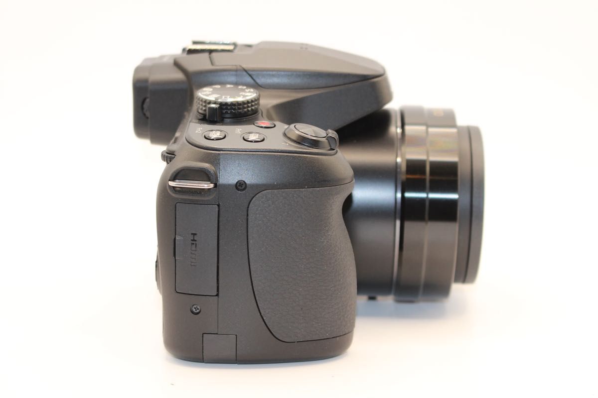 美品 ショット数80回 新品級 LUMIX DC-FZ85 コンデジ