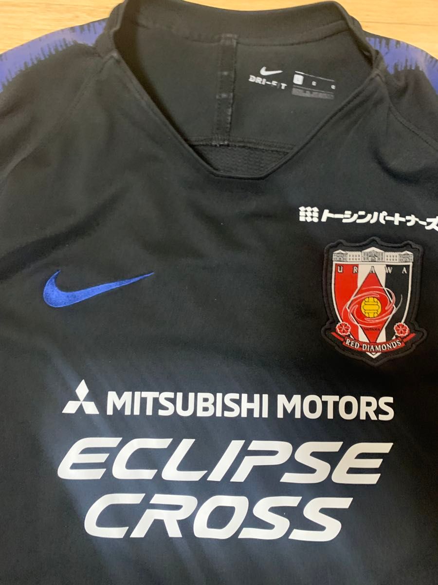 2019年 Nike 浦和レッズレディース トレーニングウエア Lサイズ 2019年 Nike 浦和レッズレディース トレーニングウエア Lサイズ
