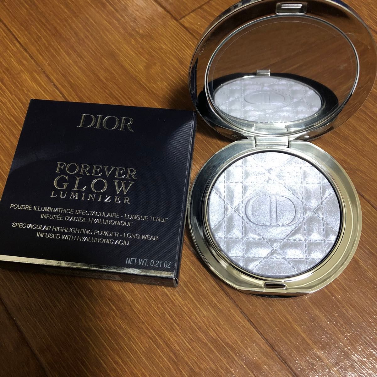 Dior ディオールスキンフォーエヴァーグロウルミナイザー 05 Dior ディオールスキンフォーエヴァーグロウルミナイザー 05