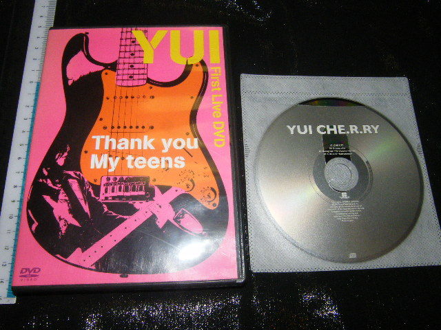 x品名x YUI　Thank you My teens 映像DVDディスク + CHE.R.RY 音楽CDサービス品お付けセットで♪/DVDの記録盤面は綺麗な感じ品_画像1