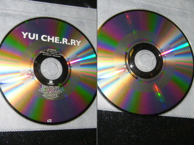 x品名x YUI　Thank you My teens 映像DVDディスク + CHE.R.RY 音楽CDサービス品お付けセットで♪/DVDの記録盤面は綺麗な感じ品_画像5