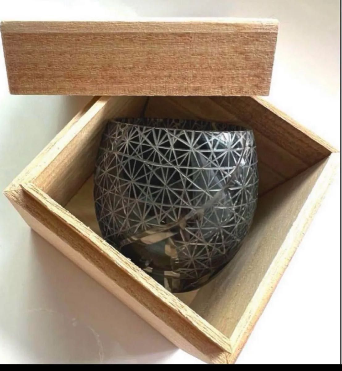 【人気】切子グラスペアセット　お猪口　ぐい呑み