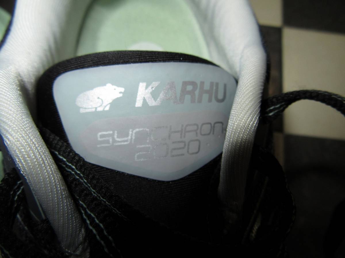 ★KARHU/カルフ★美品　Women's Synchron Ortix Jet Black/Celadon　24.5ｃｍ